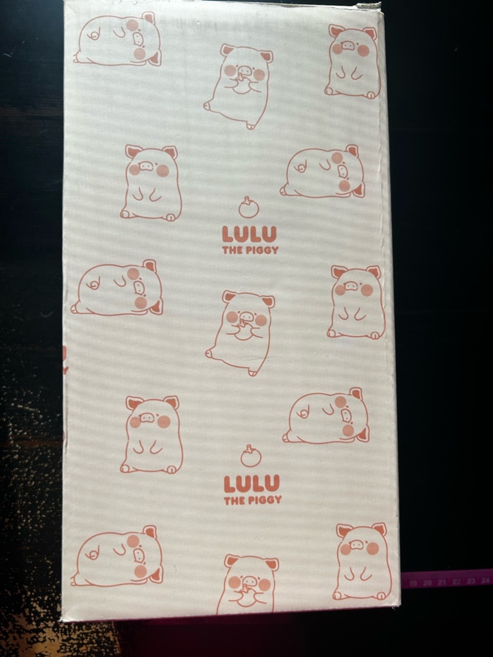 New! W/ box- Cute Lulu the Piggy Cherry Red ~40oz/1200mL tumbler water bottle - Picture 3 of 8